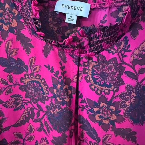 Evereve Magenta Floral Smocked Mock Neck Blouse - Size Medium - Boho Chiffon - Picture 2 of 3